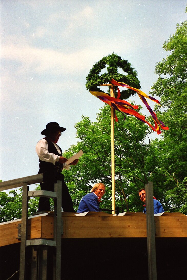 Richtfest am 15. Juni 2001. 