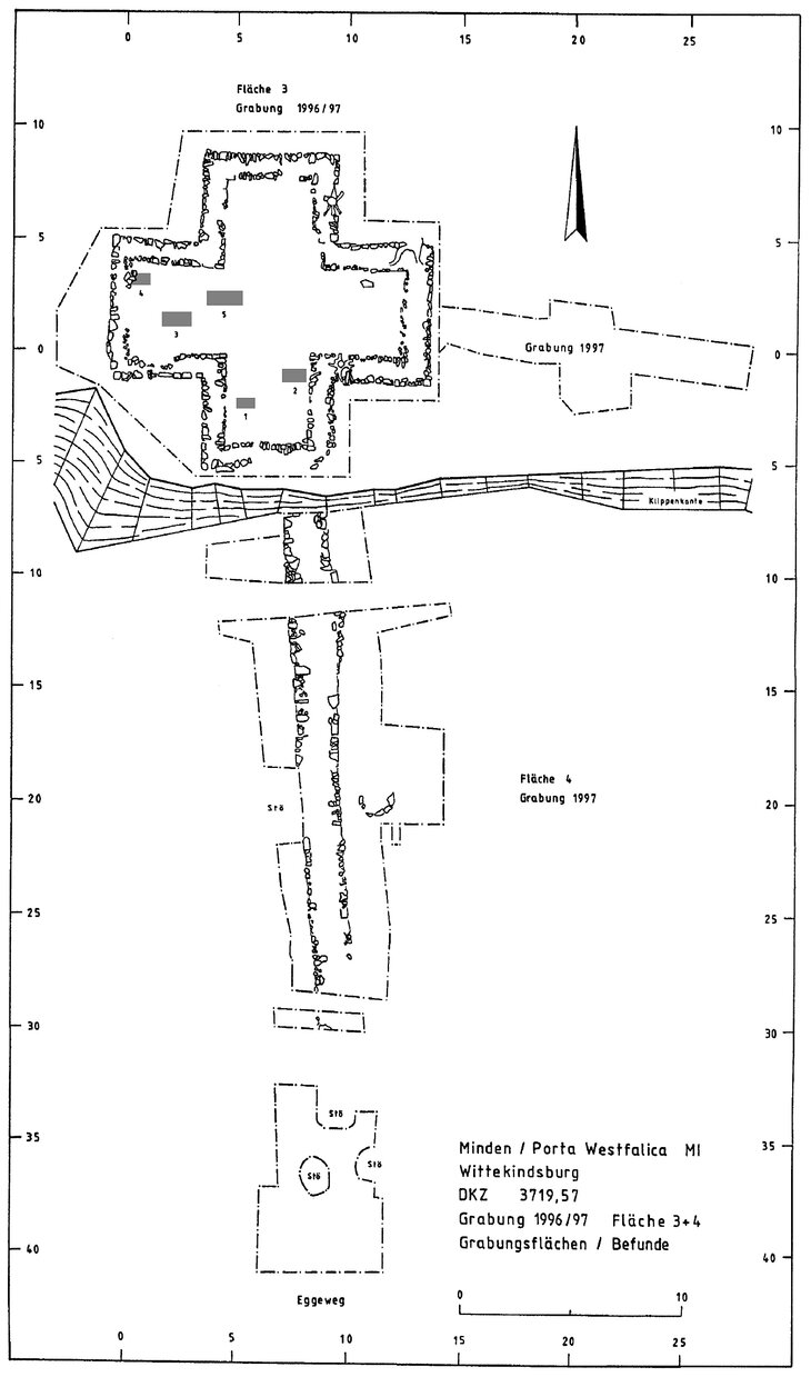 Befundplan der Grabungen 1996/1997 mit der sog. Kreuzkirche und der südlich anschließenden Quermauer.