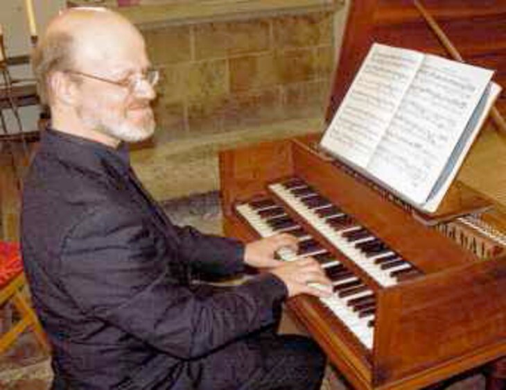 Gelungenes Konzert an historischem Ort: Eckhard Kuper in der Margarethenkapelle.